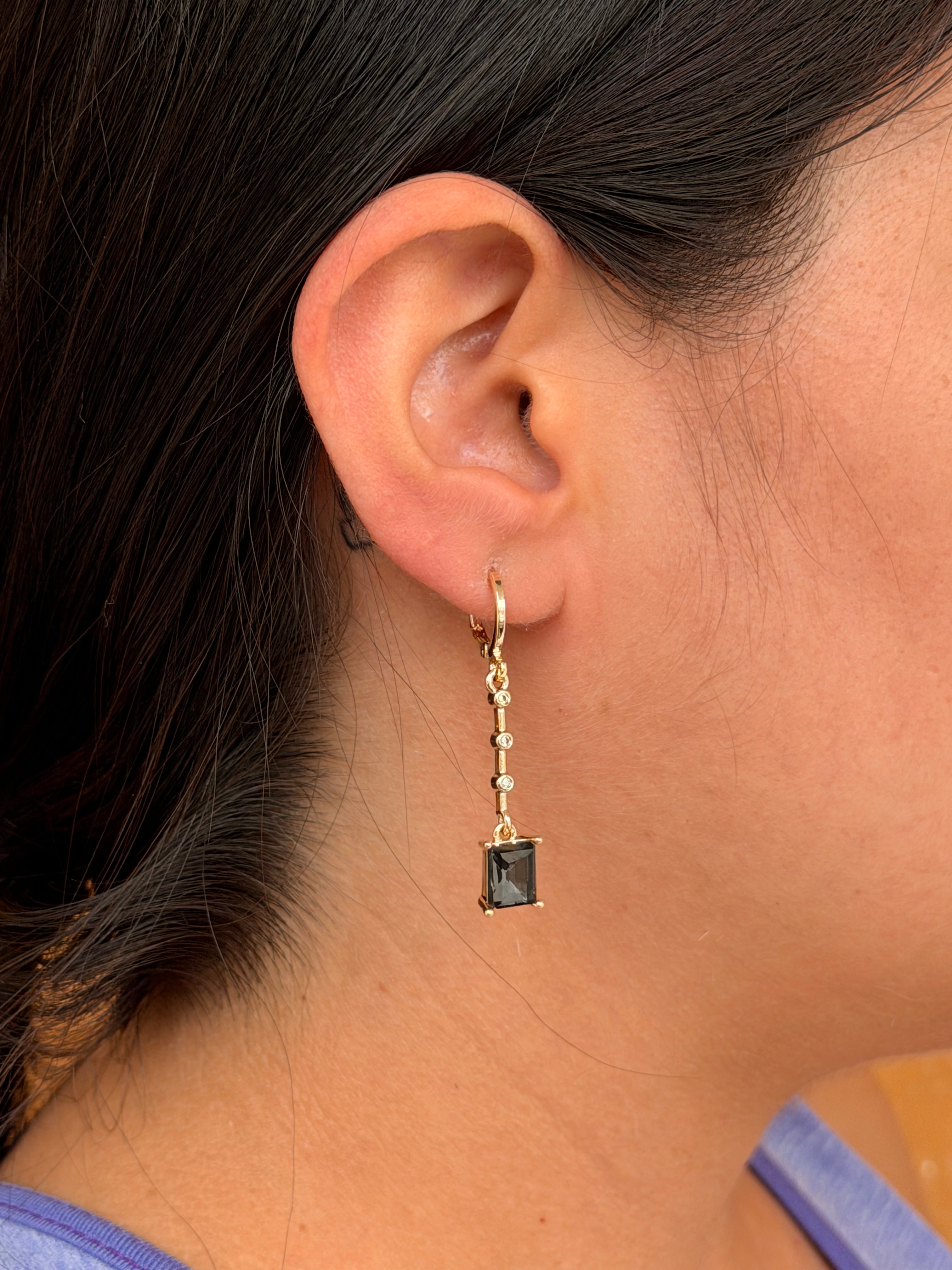 HUGGIES CRYSTAL COLORS