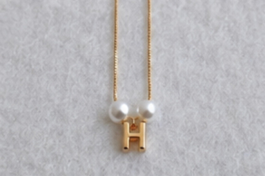 INICIALES PEARL