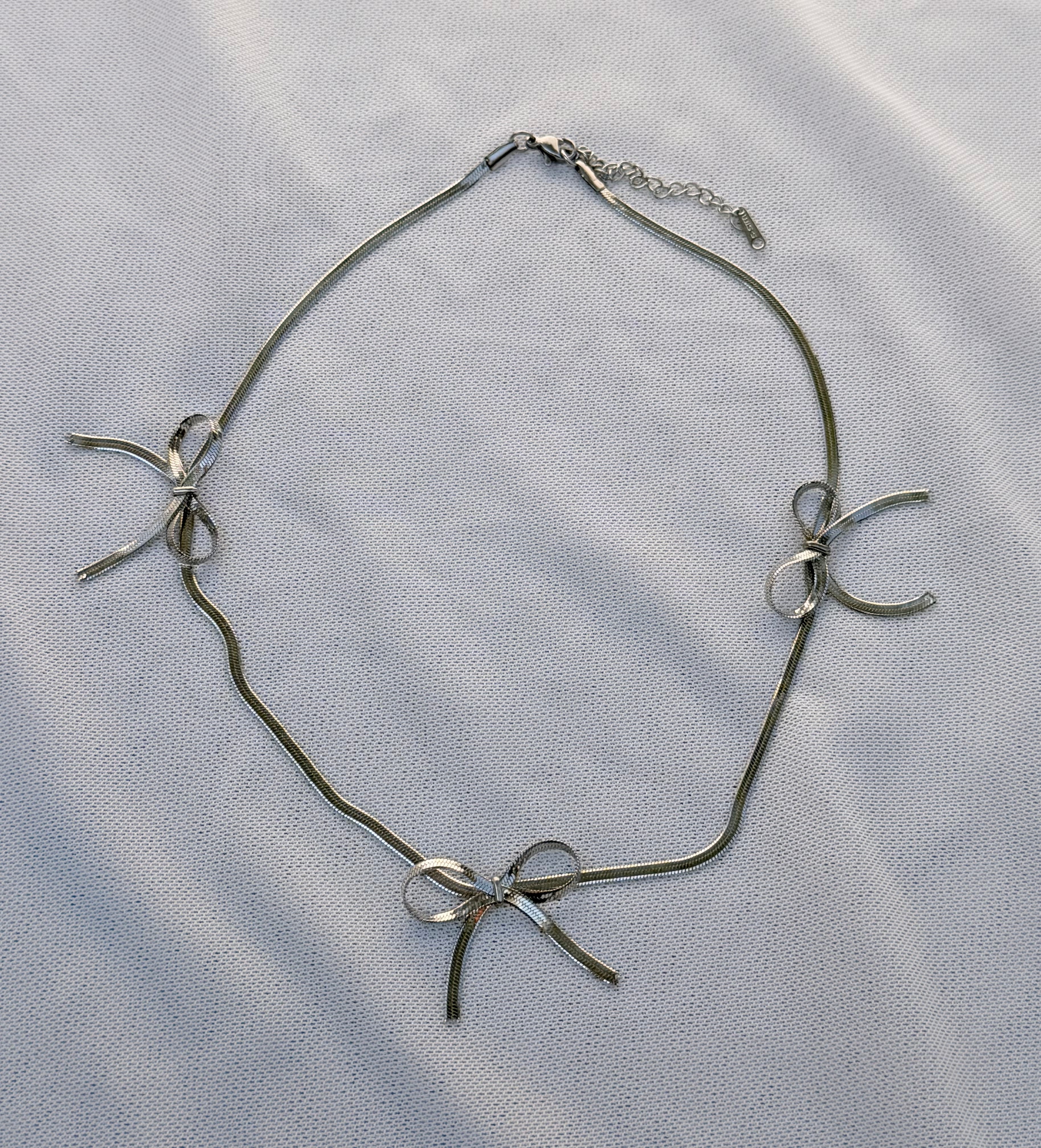 COLLAR MOÑOS SILVER